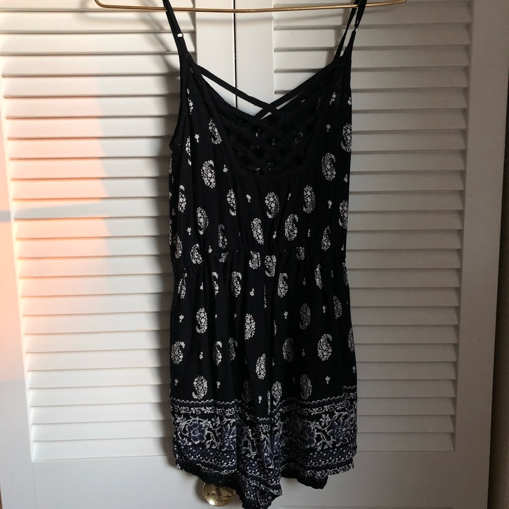 ⭐️ROMPER⭐️ - Picture 2 of 3